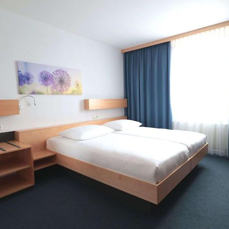 Comfort Hotel Atlantic Muenchen Sued Ottobrunn Eksteriør billede
